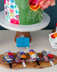 Cakesicles