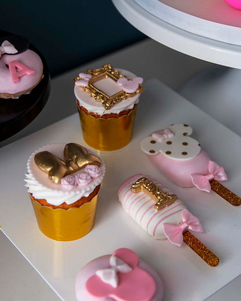 Cakesicles