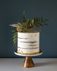Naked Cake Elegant Temptations Bakery